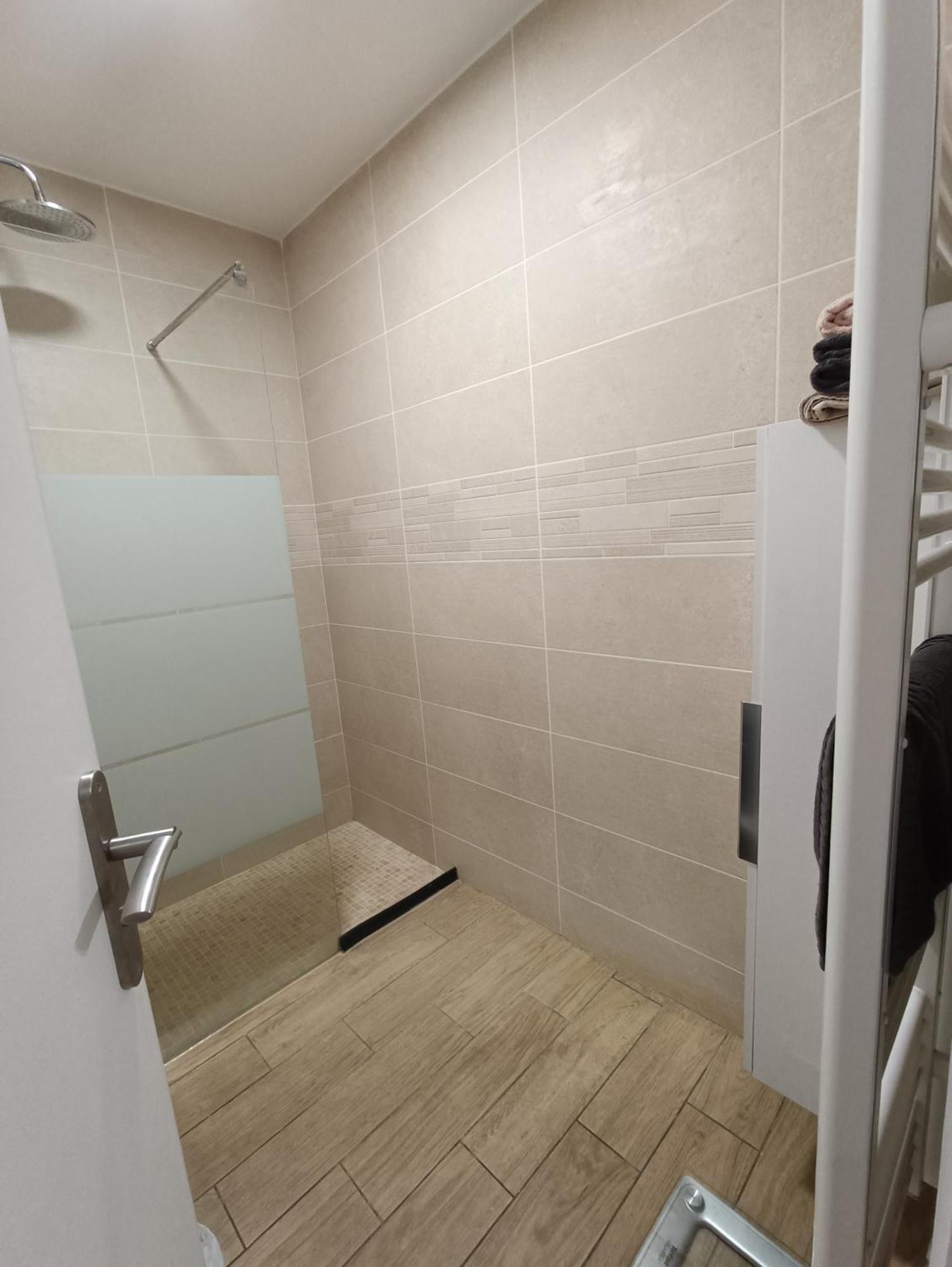 Appartements Et Studio Renoves En 2022, Intra Muros 아비뇽 외부 사진